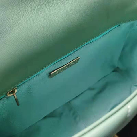 C h a n e l green 20  30 10(cm)